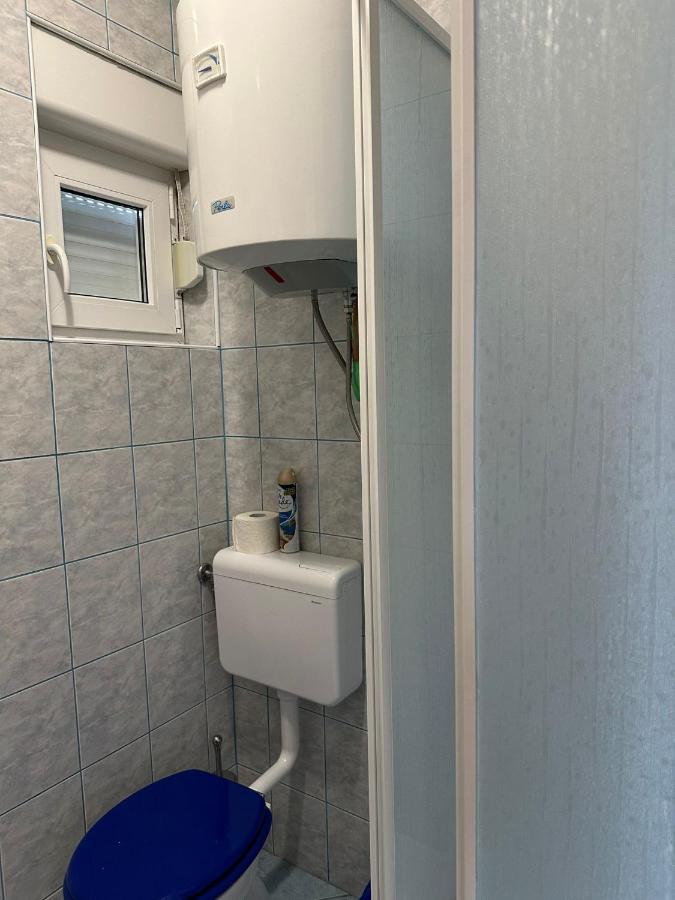 Apartmani Karlobag Kültér fotó